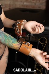 Heavy-Duty Leather Cuffs Simplex Klinik – Brown 15–21 cm